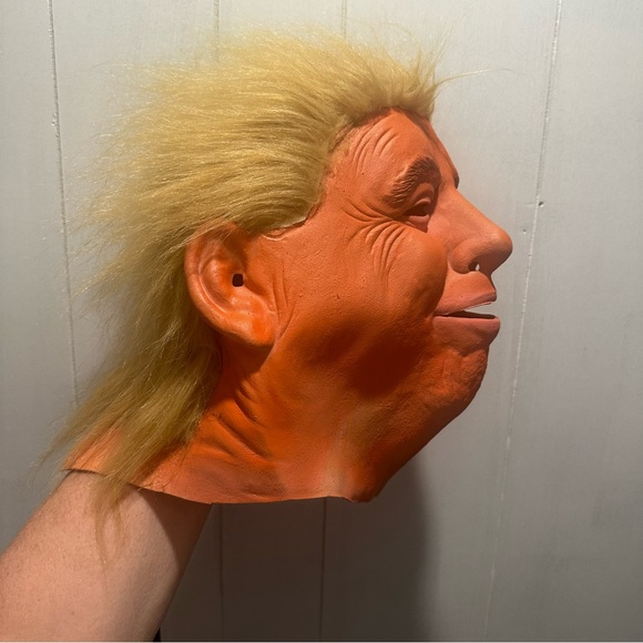 Donald Trump Full face/head mask - Picture 6 of 8